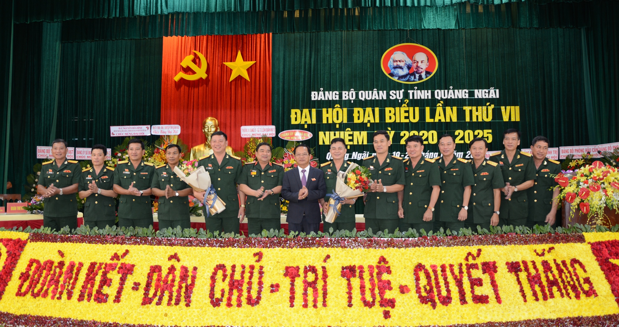 Lãnh đạo, chỉ đạo thực hiện hiệu quả công tác quốc phòng, quân sự địa phương